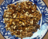 Foto del paso 1 de la receta: Spaghetti con trigueros y salsa de nueces