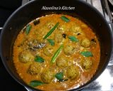 A picture of step 9 of Urundai Kuzhambu / Urundai Kulambu.