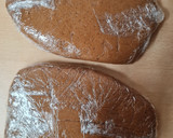 Foto del paso 1 de la receta: Pueblito de galletas de jengibre y canela 🏡🌳🌻⭐🌞🌜🏡