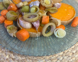 Foto del paso 2 de la receta: Crema de calabaza y puerros asados
