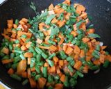 A picture of step 2 of French beans curry.
