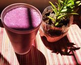 Foto del paso 2 de la receta: Smoothie moradito refrescante :)