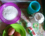 Foto langkah ke 1 dari resep Bolu marmer pandan sederhana.
