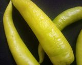A picture of step 1 of Green Chilli halwa.