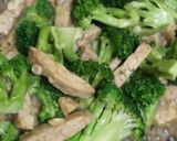 Foto langkah ke 1 dari resep Tumis Brokoli Tempe.