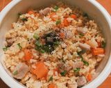 Hình bước làm 6 của món Cơm chiên rau củ 🧅🥕🍄