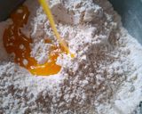 Foto langkah ke 2 dari resep Kulit Pastel Tanpa Telur Isi Makaroni Kentang Wortel Telur.