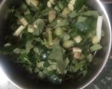 अळूचं फदफद (alooch fadfad recipe in marathi) रेसिपी स्टेप 2 फोटो 