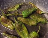 Foto del paso 1 de la receta Timbal de quinoa y brócoli con panceta