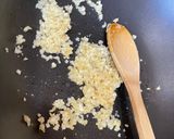 A picture of step 6 of Thin noodles Chicken Chowmein.