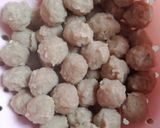 Foto langkah ke 5 dari resep Pentol bakso sapi kenyal.
