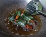 Foto langkah ke 3 dari resep Paha Ayam Goreng Pandan.