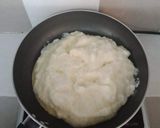 Hình bước làm 2 của món Trứng bọt biển