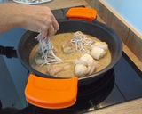 Foto del paso 3 de la receta: Rape con gulas