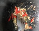 Foto langkah ke 2 dari resep Tumis Wortel Buncis Sosis.