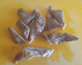Foto del paso 8 de la receta: Arroz a la cúrcuma con secreto ibérico y salsa mojo