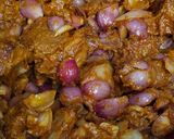 சின்ன வெங்காயம் மட்டன் கிரேவி(mutton gravy recipe in tamil) ரெசிபி ஸ்டேப் 3 புகைப்படம்