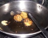 मूँग दाल आलू के बाल्स (Moong dal aloo ke balls recipe in Hindi) रेसिपी चरण 11 फोटो