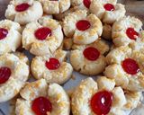 Foto langkah ke 5 dari resep 250. Thumbprint tepung roti.