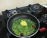 A picture of step 3 of Paneer Methi Aloo Curry.