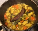 Une image de l'étape 9 de Soupe au chou carottes pommes de terre saucisse fumée et persil.