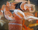 Foto langkah ke 3 dari resep 76# Sup salmon.