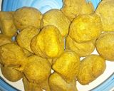 A picture of step 3 of Bambara nut flour akara(bamabara nut flour cake).