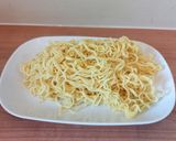 Foto langkah ke 2 dari resep Mie goreng siram - Rad na (ราดหน้า).