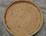 Foto del passaggio 5 della ricetta Crostata frangipane nocciole e pere