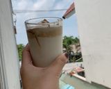 Hình bước làm 3 của món Dalgona coffee-Bọt biển không bị chảy nhé