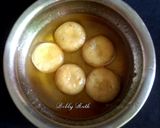 A picture of step 12 of Chocolate filled rasgulla in chilled custard.