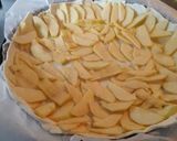 A picture of step 4 of Apple Tart.