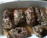 Foto del paso 11 de la receta: Lomo de cerdo con costra de pimientas y tomillo y reducción de balsámico