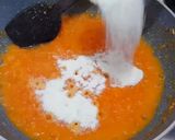 A picture of step 1 of Papaya corn flour halva.