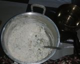 Foto langkah ke 1 dari resep Cireng Isi Keju Rawit Cornet.