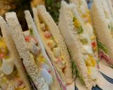 Gambar langkah 3 resipi Sandwich Telur Crabstick.