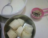 A picture of step 4 of Crispy banana fritters.