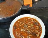 Foto del paso 4 de la receta: Garbanzos con carne de ñoras