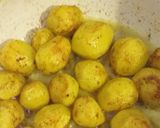 صورة لخطوة 2 من وصفة كريات بطاطا محمرة في الفرن 🥔🍽