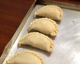 Foto del paso 4 de la receta: Empanadas de carne cortada a cuchillo