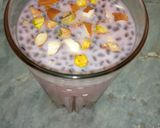 A picture of step 4 of 3 colour Jame shiri drink.