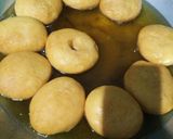 Foto langkah ke 5 dari resep Donat ubi madu lembut anti gagal.