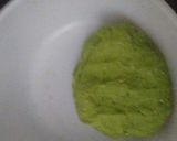 A picture of step 2 of Tomato santa with spinach Christmas trees.
