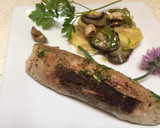 Foto del paso 5 de la receta: Lomos de Atún fresco con verduras y champiñones