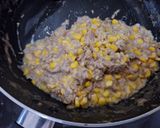 Foto langkah ke 5 dari resep Tuna Puff Pastry.
