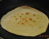A picture of step 8 of Flat  Naan  Bread نان تافتون.