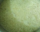 A picture of step 4 of Chicken flavored simple rice.
