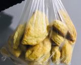 A picture of step 5 of Coconut Apple Milkscones.
