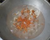 Foto langkah ke 1 dari resep Sup Wortel Jagung Telur.