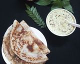 A picture of step 4 of Ulli karam dosa.